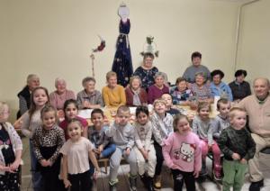 Mézeskalács sütés az Idősek Klubjában